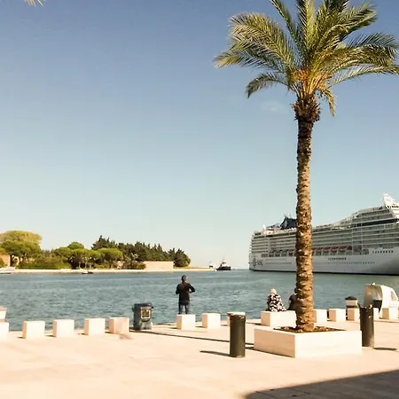 Zero Luxury Seafront * Brindisi